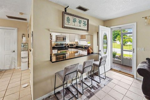 Villa ou maison à vendre à Clearwater, Floride: 2 chambres, 110 m2 № 2397037 - photo 10