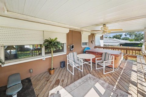 Villa ou maison à vendre à Clearwater, Floride: 2 chambres, 110 m2 № 2397037 - photo 24
