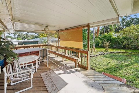 Villa ou maison à vendre à Clearwater, Floride: 2 chambres, 110 m2 № 2397037 - photo 25