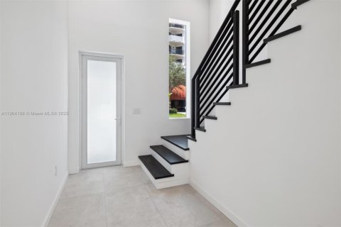 Adosado en venta en Pompano Beach, Florida, 2 dormitorios, 134.71 m2 № 2081885 - foto 24