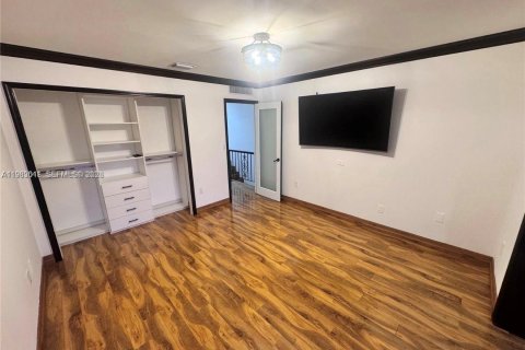 Touwnhouse à louer à Doral, Floride: 2 chambres, 162.58 m2 № 2049904 - photo 19