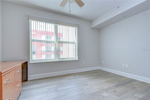 Condo in Tampa, Florida, 2 bedrooms  № 1887149 - photo 14
