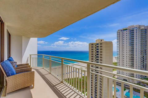 Condo in Riviera Beach, Florida, 1 bedroom № 2146406 - photo 2