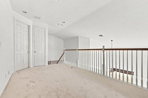 Villa ou maison à vendre à Stuart, Floride: 4 chambres, 246.1 m2 № 2433948 - photo 5