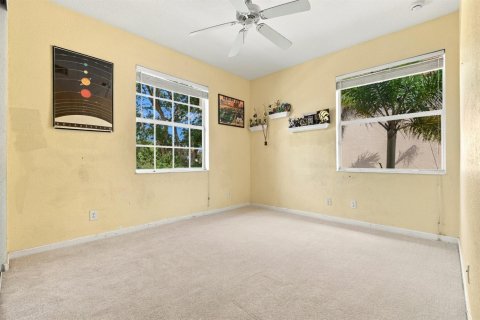 Villa ou maison à vendre à Stuart, Floride: 4 chambres, 246.1 m2 № 2433948 - photo 8
