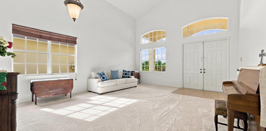 Villa ou maison à Stuart, Floride 4 chambres, 246.1 m2 № 2433948