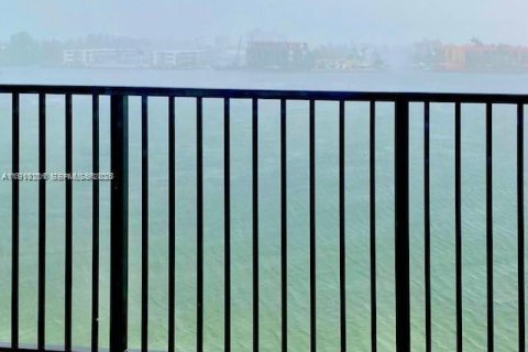 Copropriété à louer à Sunny Isles Beach, Floride: 3 chambres, 117.43 m2 № 1986008 - photo 17