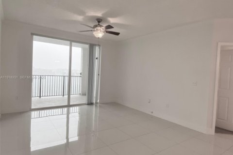 Copropriété à louer à Sunny Isles Beach, Floride: 3 chambres, 117.43 m2 № 1986008 - photo 7
