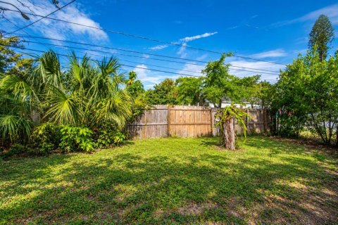 Casa en venta en Saint Petersburg, Florida, 2 dormitorios, 65.03 m2 № 2383707 - foto 9