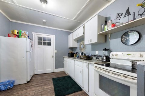 Casa en venta en Saint Petersburg, Florida, 2 dormitorios, 65.03 m2 № 2383707 - foto 5