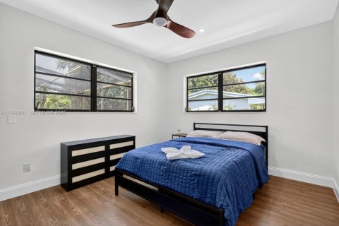 Villa ou maison à vendre à North Miami Beach, Floride: 3 chambres, 185.25 m2 № 1987236 - photo 8