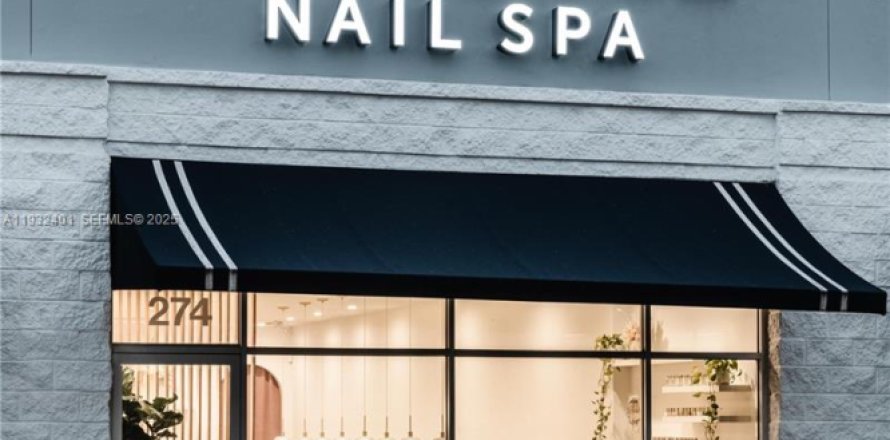 Propiedad comercial en Fort Lauderdale, Florida № 1990640