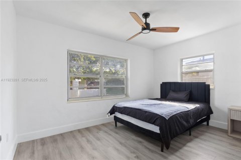 Villa ou maison à louer à Miami, Floride: 4 chambres, 215.63 m2 № 1991516 - photo 19