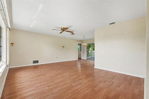Casa en venta en Port Charlotte, Florida, 3 dormitorios, 157 m2 № 2387385 - foto 9