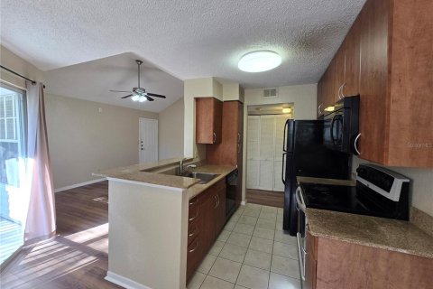 Copropriété à louer à Orlando, Floride: 1 chambre, 70.05 m2 № 2157664 - photo 8