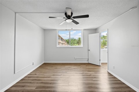Condominio en venta en Saint Petersburg, Florida, 2 dormitorios, 96.15 m2 № 1681832 - foto 18