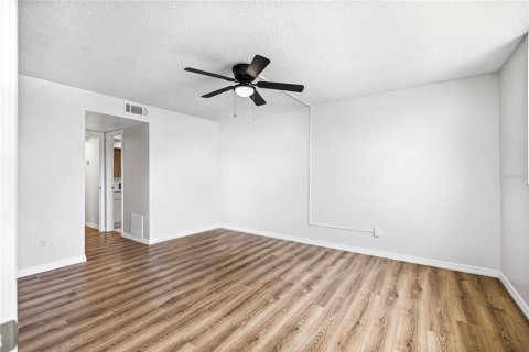 Condominio en venta en Saint Petersburg, Florida, 2 dormitorios, 96.15 m2 № 1681832 - foto 17