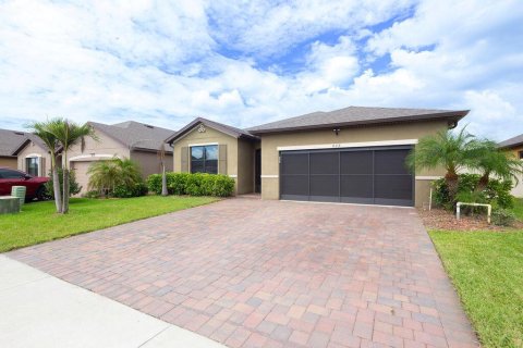 Villa ou maison à vendre à Palm Bay, Floride: 4 chambres, 190.64 m2 № 2407711 - photo 3