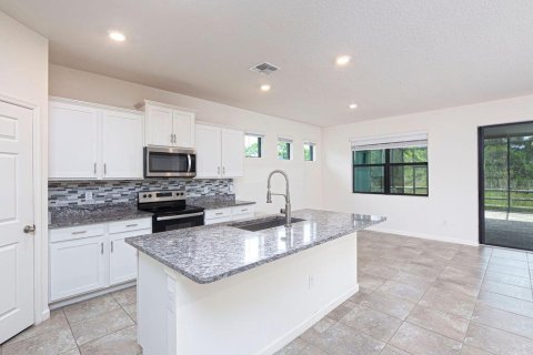 Villa ou maison à vendre à Palm Bay, Floride: 4 chambres, 190.64 m2 № 2407711 - photo 13