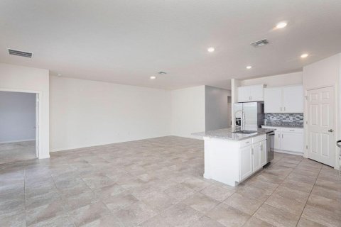 Villa ou maison à vendre à Palm Bay, Floride: 4 chambres, 190.64 m2 № 2407711 - photo 8