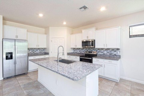 Villa ou maison à vendre à Palm Bay, Floride: 4 chambres, 190.64 m2 № 2407711 - photo 14