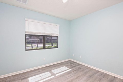 Villa ou maison à vendre à Palm Bay, Floride: 4 chambres, 190.64 m2 № 2407711 - photo 16