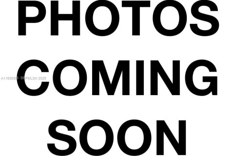 Condo in Sunny Isles Beach, Florida, 1 bedroom  № 1994121 - photo 4