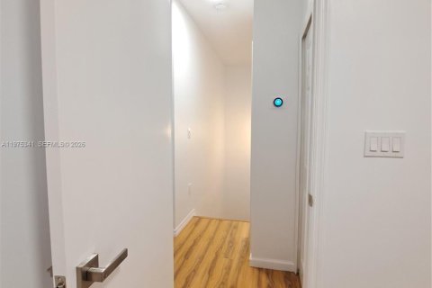 Adosado en alquiler en Pembroke Pines, Florida, 2 dormitorios, 102.19 m2 № 2041386 - foto 12