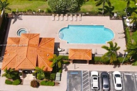 Adosado en alquiler en Pembroke Pines, Florida, 2 dormitorios, 102.19 m2 № 2041386 - foto 16