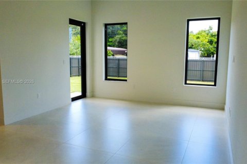 Villa ou maison à vendre à Homestead, Floride: 5 chambres, 314.38 m2 № 2084391 - photo 26