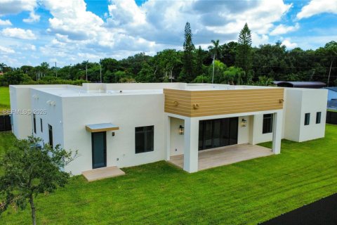 Villa ou maison à vendre à Homestead, Floride: 5 chambres, 314.38 m2 № 2084391 - photo 7