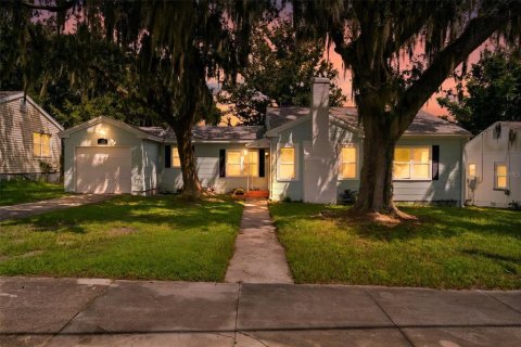 Villa ou maison à Leesburg, Floride 3 chambres, 129.97 m2 № 2358873
