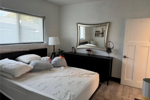 Apartamento en alquiler en Miami, Florida, 1 dormitorio, 46.45 m2 № 1993809 - foto 8