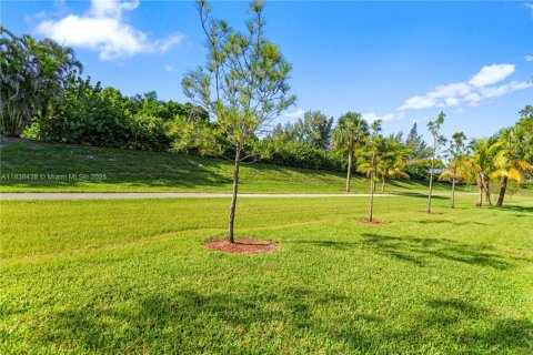 Villa ou maison à vendre à Miami, Floride: 4 chambres, 219.34 m2 № 1823848 - photo 16