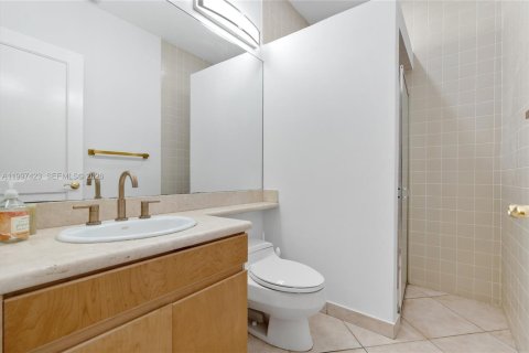 Touwnhouse à vendre à Pinecrest, Floride: 4 chambres, 273.5 m2 № 2066874 - photo 4