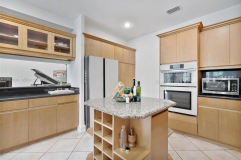 Touwnhouse à vendre à Pinecrest, Floride: 4 chambres, 273.5 m2 № 2066874 - photo 14