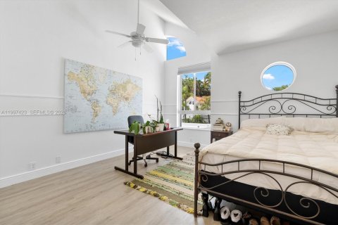 Touwnhouse à vendre à Pinecrest, Floride: 4 chambres, 273.5 m2 № 2066874 - photo 17