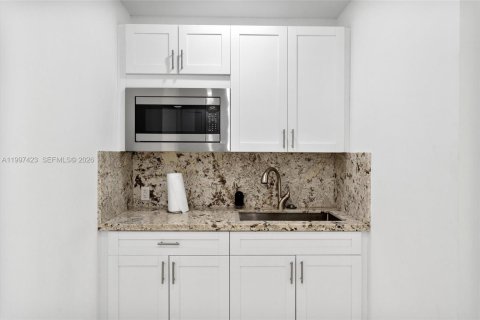 Touwnhouse à vendre à Pinecrest, Floride: 4 chambres, 273.5 m2 № 2066874 - photo 27