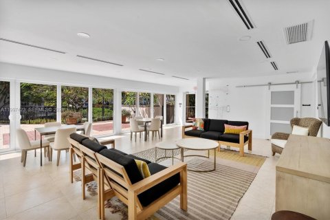 Touwnhouse à vendre à Pinecrest, Floride: 4 chambres, 273.5 m2 № 2066874 - photo 26