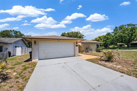 Villa ou maison à vendre à Port Richey, Floride: 3 chambres, 165.74 m2 № 2092527 - photo 2
