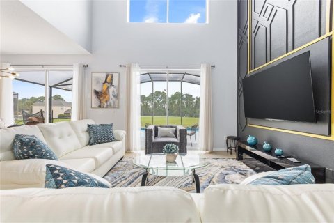 Villa ou maison à vendre à Kissimmee, Floride: 7 chambres, 270.72 m2 № 2350245 - photo 5