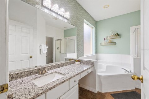 Villa ou maison à vendre à Kissimmee, Floride: 7 chambres, 270.72 m2 № 2350245 - photo 14