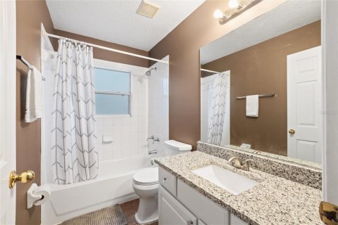 Villa ou maison à vendre à Kissimmee, Floride: 7 chambres, 270.72 m2 № 2350245 - photo 23