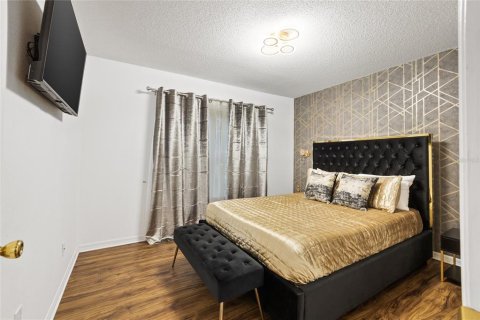 Villa ou maison à vendre à Kissimmee, Floride: 7 chambres, 270.72 m2 № 2350245 - photo 11