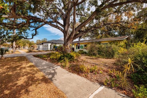 House in Tampa, Florida 3 bedrooms, 129.32 sq.m. № 2092890 - photo 3