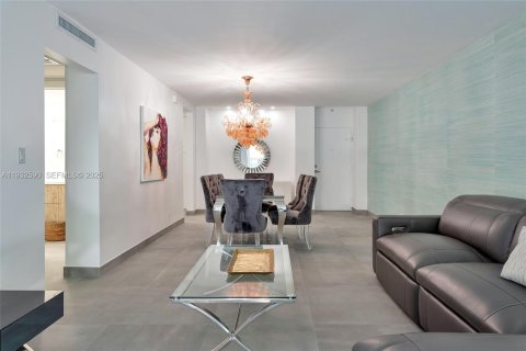 Condominio en venta en Hollywood, Florida, 2 dormitorios, 107.12 m2 № 1991861 - foto 6