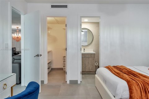 Condominio en venta en Hollywood, Florida, 2 dormitorios, 107.12 m2 № 1991861 - foto 20