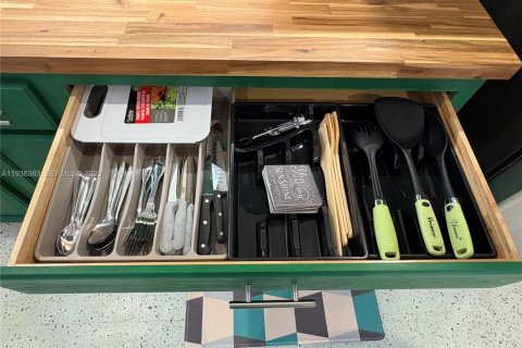 Снять в аренду квартиру в Майами, Флорида 1 спальня, 76.18м2, № 1994374 - фото 24