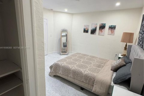 Снять в аренду квартиру в Майами, Флорида 1 спальня, 76.18м2, № 1994374 - фото 9