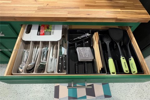 Снять в аренду квартиру в Майами, Флорида 1 спальня, 76.18м2, № 1994374 - фото 23